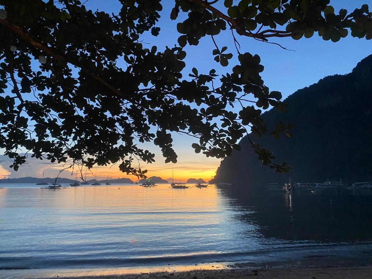 Sophias Beach Guest House El Nido Exterior photo